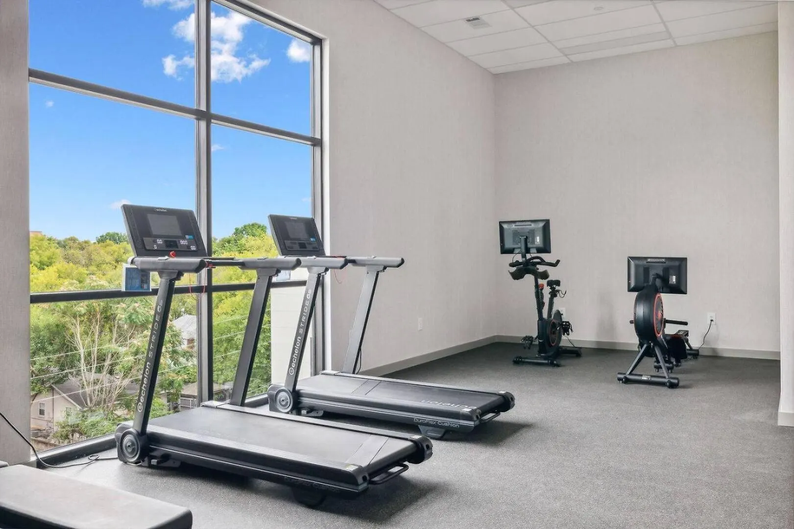 Villa Let Er Buck On Music Row, Mins To Broadway With Pool, Gym, Balcony à Nashville Hébergement de vacances