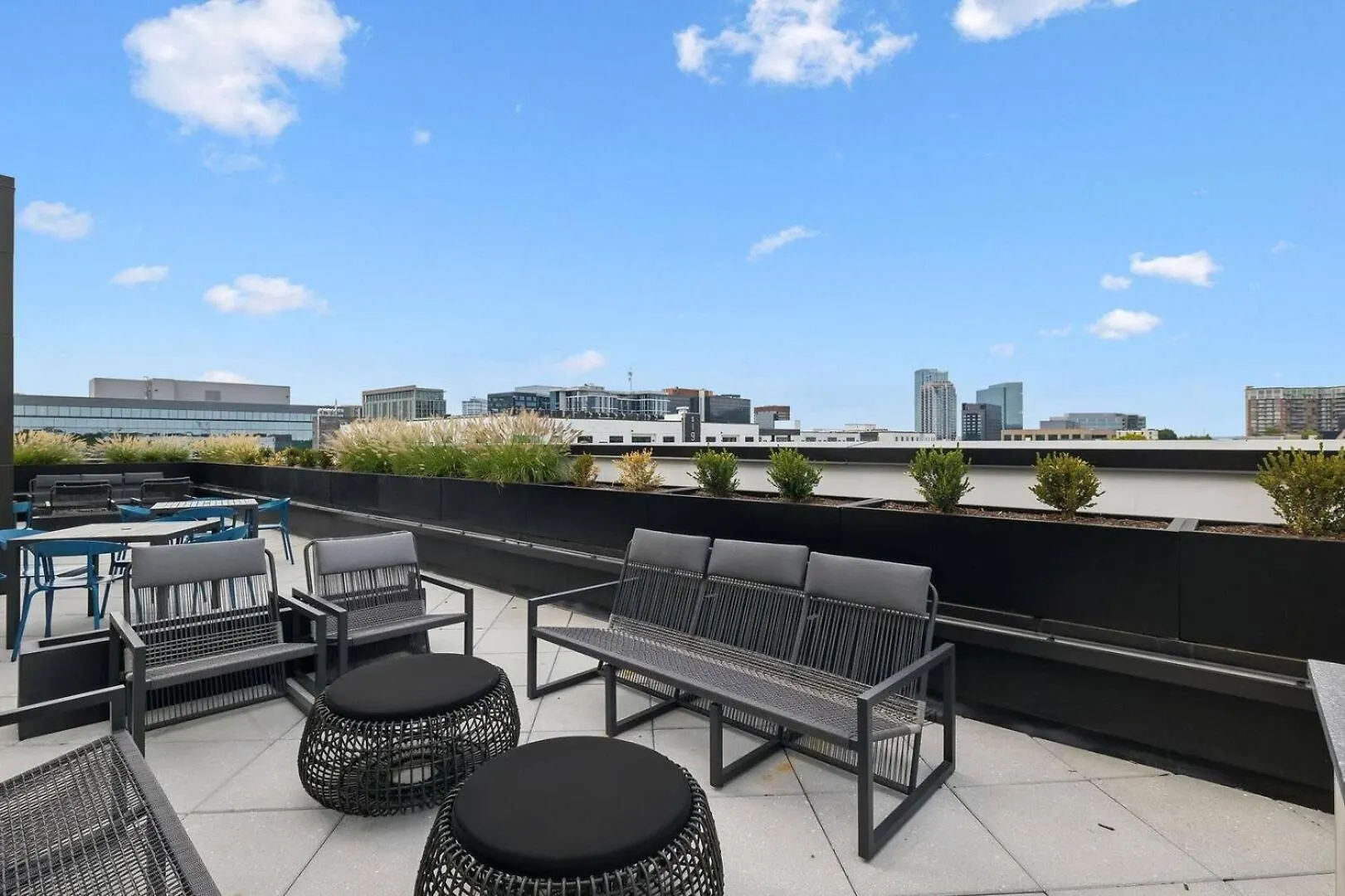 Vakantiehuis Let Er Buck On Music Row, Mins To Broadway With Pool, Gym, Balcony Villa Nashville