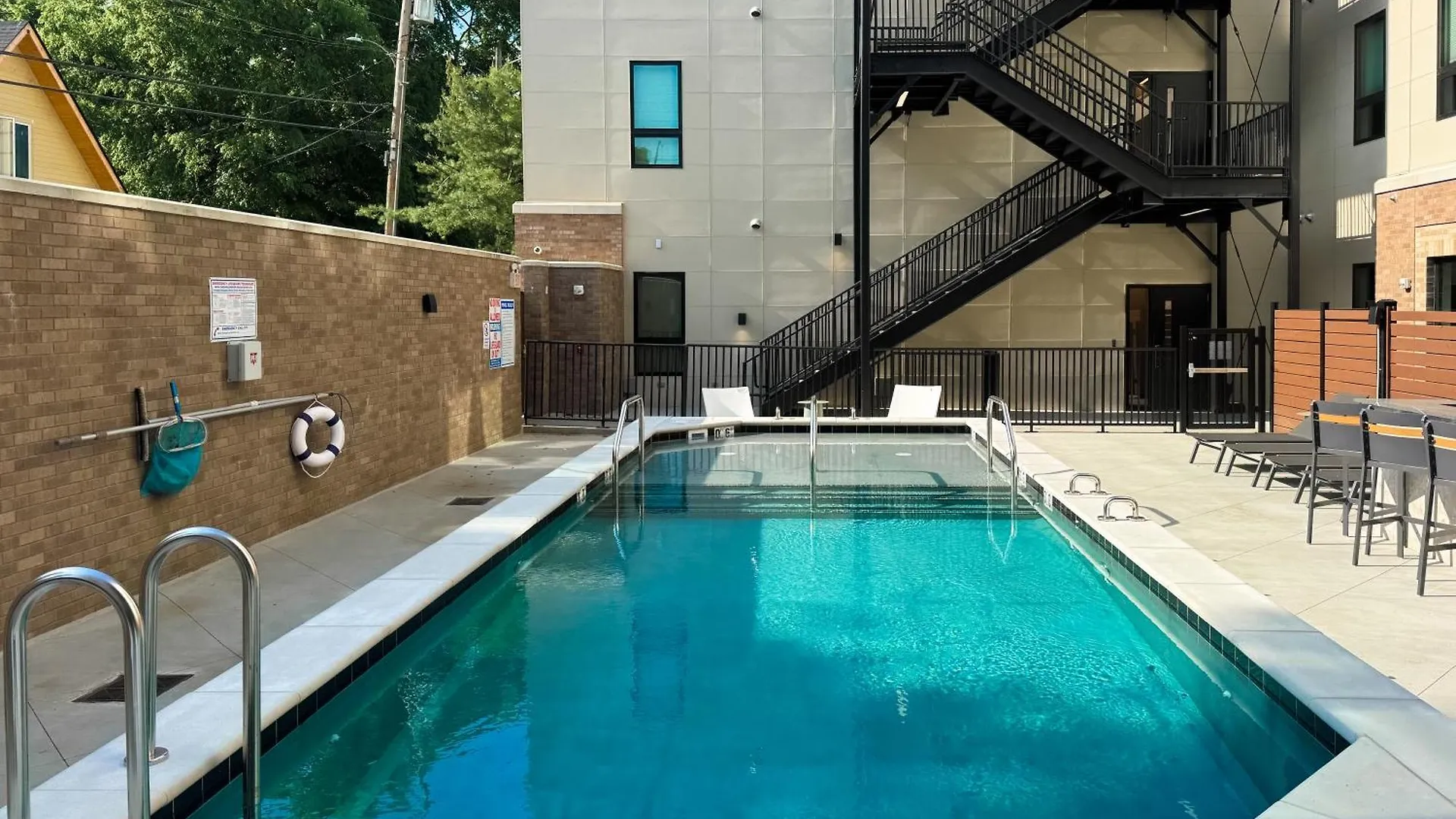 Let Er Buck On Music Row, Mins To Broadway With Pool, Gym, Balcony Villa Nashville Vakantiehuis