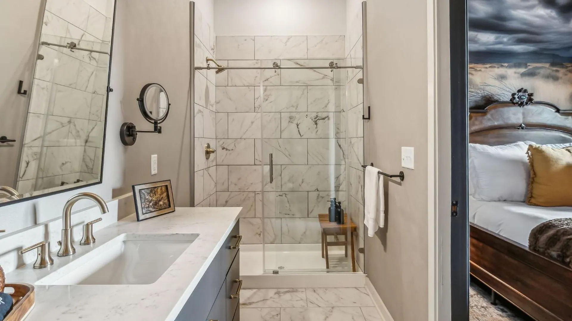 Let Er Buck On Music Row, Mins To Broadway With Pool, Gym, Balcony Villa Nashville
