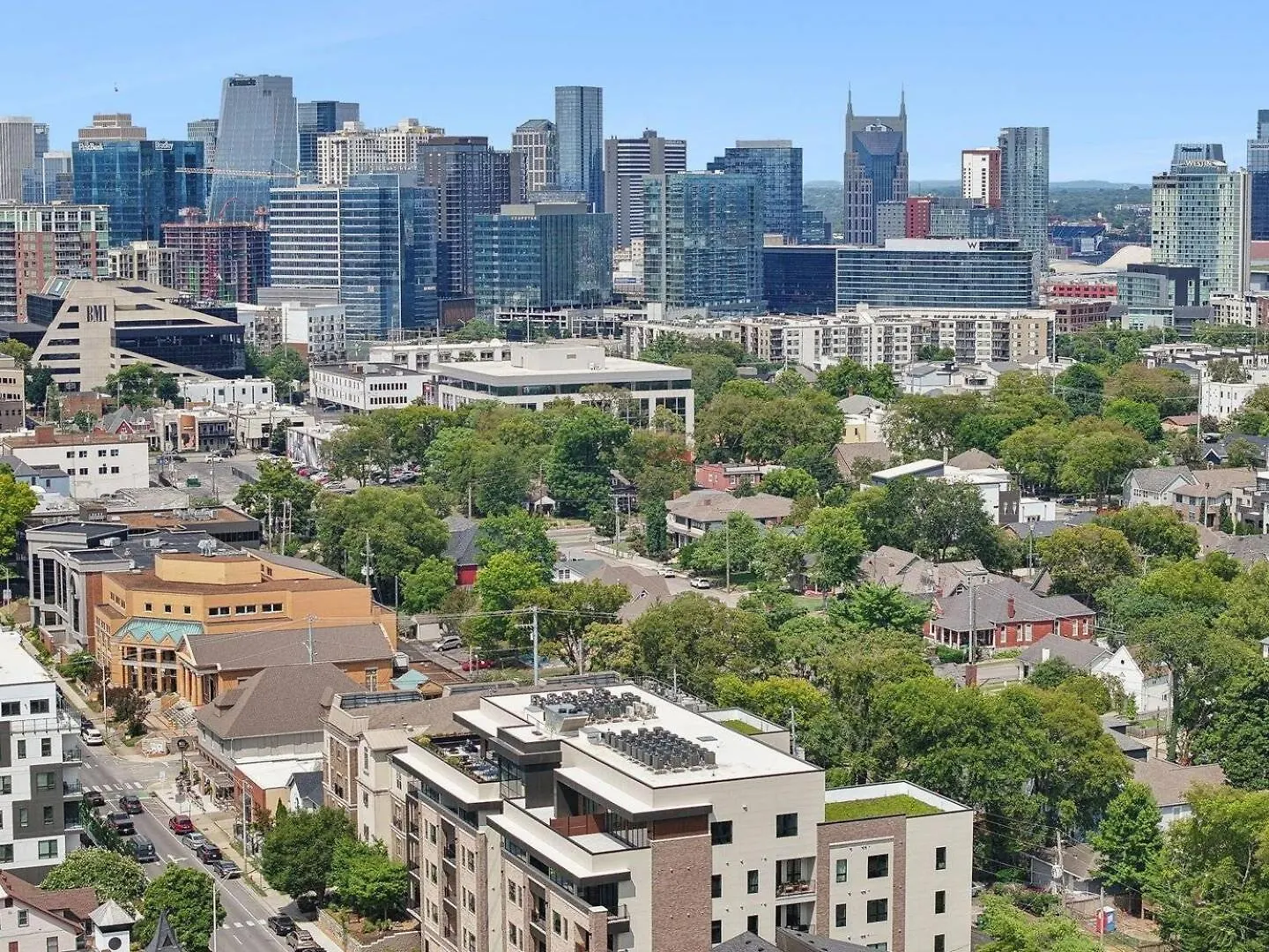 Vakantiehuis Let Er Buck On Music Row, Mins To Broadway With Pool, Gym, Balcony Villa Nashville